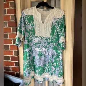 Tuckernuck Green and White Floral Top